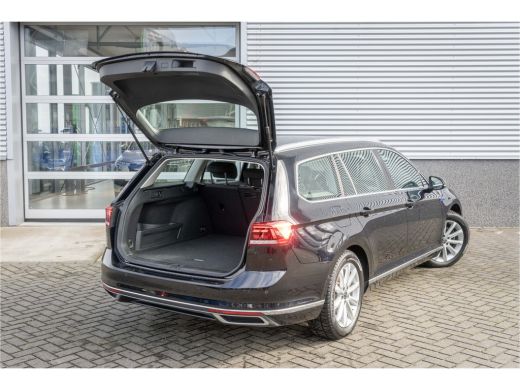 Volkswagen Passat Variant Volkswagen 1.4 TSI PHEV GTE Business | Trekhaak| Stoelverwarming| 2sets velgen| ActivLease financial lease
