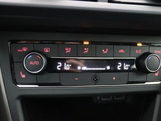 Volkswagen Polo 1.0 TSI Comfortline Business 95PK Clima, Cruise Controle, Navi, Parkeersensoren voor en achter, A... ActivLease financial lease