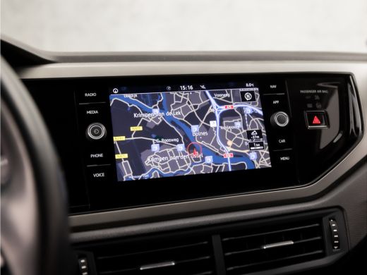 Volkswagen Polo 1.0 TSI Highline Sportline (APPLE CARPLAY, GROOT NAVI, CLIMATE, STOELVERWARMING, GETINT GLAS, SPO... ActivLease financial lease