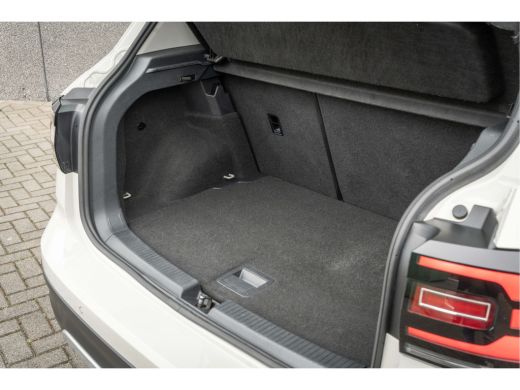 Volkswagen T-Cross 1.0 TSI Life | App Connect | App Connect | Parkeersensoren| ActivLease financial lease