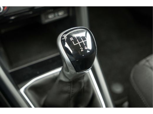 Volkswagen T-Cross 1.0 TSI Life | App Connect | App Connect | Parkeersensoren| ActivLease financial lease
