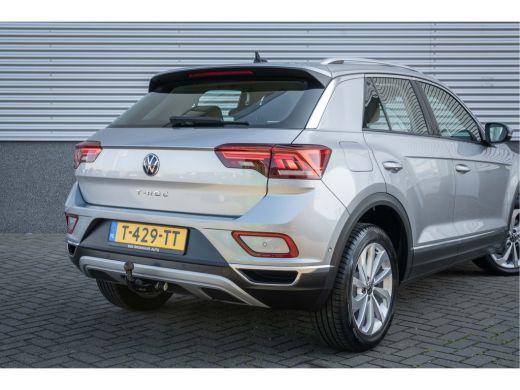 Volkswagen T-Roc 1.5 TSI 150 pk DSG Style | Trekhaak | Assistentiepakket | 17 inch| ActivLease financial lease
