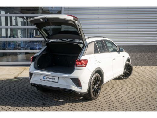 Volkswagen T-Roc 1.5 TSI 150PK DSG R-Line Blackstyle | Camera| Alarm | 18 inch| ActivLease financial lease