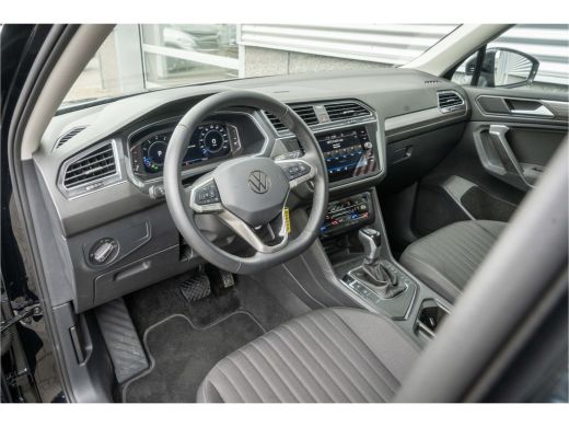 Volkswagen Tiguan Allspace 1.5 TSI 150PK Life Business 7persoons DSG/AUT | Stoel+Stuurwielverwarming | Trekhaak (1800KG) | D... ActivLease financial lease