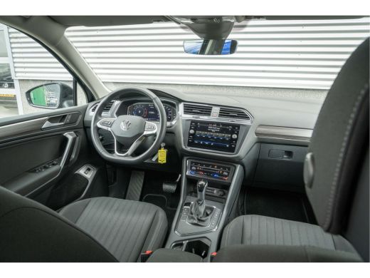 Volkswagen Tiguan Allspace 1.5 TSI 150PK Life Business 7persoons DSG/AUT | Stoel+Stuurwielverwarming | Trekhaak (1800KG) | D... ActivLease financial lease