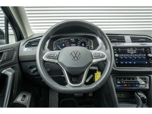 Volkswagen Tiguan Allspace 1.5 TSI 150PK Life Business 7persoons DSG/AUT | Stoel+Stuurwielverwarming | Trekhaak (1800KG) | D... ActivLease financial lease