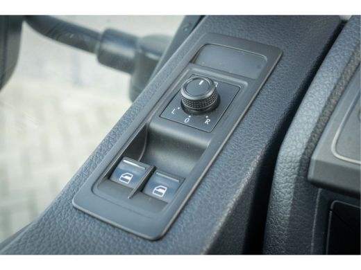Volkswagen Transporter 2.0 TDI L2H1 Pick-up DC Comfortline |Trekhaak | Airco | Sidebars ActivLease financial lease