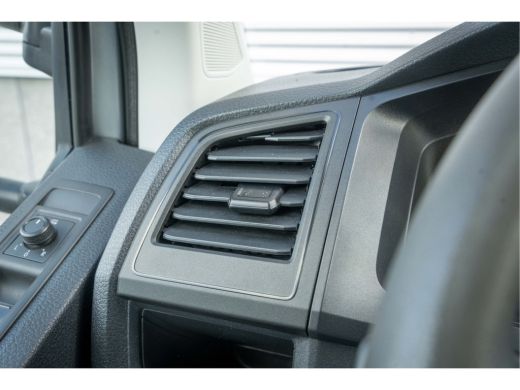Volkswagen Transporter 2.0 TDI L2H1 Pick-up DC Comfortline |Trekhaak | Airco | Sidebars ActivLease financial lease