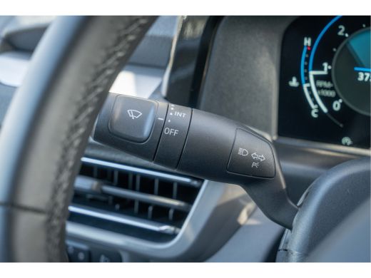 Volkswagen Transporter T7 | 2024 | 2.0 TDI L1H1 28 Life | *BPM Vrij ActivLease financial lease