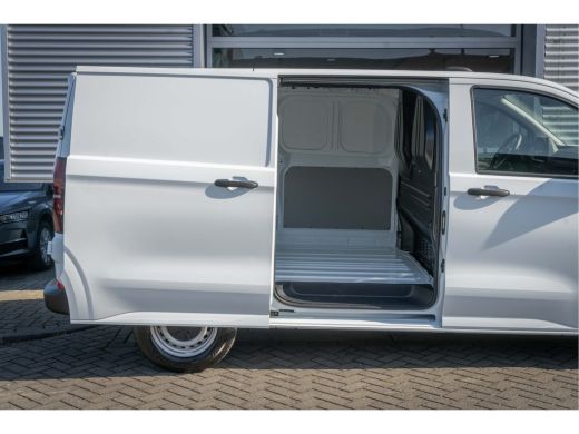 Volkswagen Transporter T7 | 2024 | 2.0 TDI L1H1 28 Life | *BPM Vrij ActivLease financial lease