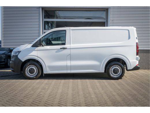 Volkswagen Transporter T7 | 2024 | 2.0 TDI L1H1 28 Life | *BPM Vrij ActivLease financial lease