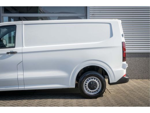 Volkswagen Transporter T7 | 2024 | 2.0 TDI L1H1 28 Life | *BPM Vrij ActivLease financial lease