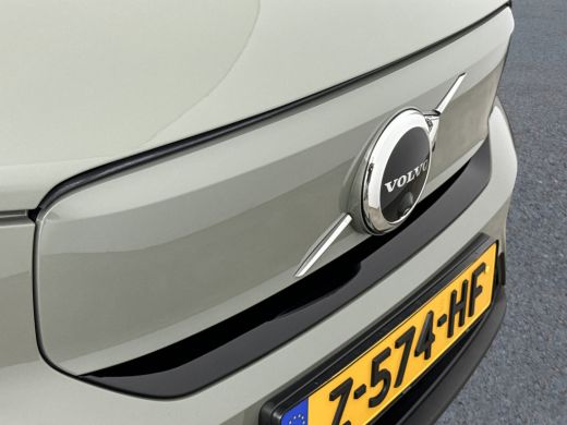 Volvo  C40 Single Motor Extended Range Ultimate 82 kWh | 20" | Allseason | Microtech Nubuck bekleding | Geti... ActivLease financial lease
