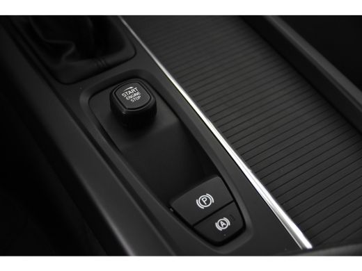 Volvo  V60 2.0 D3 Momentum *1ste Eigenaar*Navigatie*Trekhaak* ActivLease financial lease