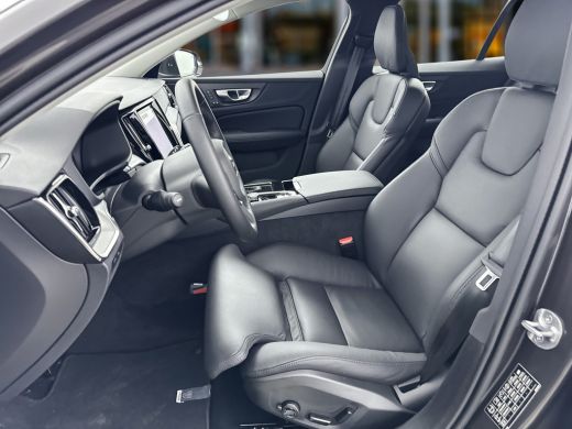 Volvo  V60 T6 Recharge AWD Plus Bright | 19" | Trekhaak | Elektrisch verst. stoelen | Adaptieve cruise | BLI... ActivLease financial lease