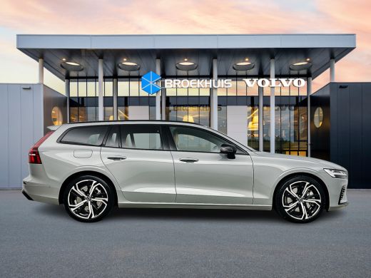 Volvo  V60 T6 Recharge AWD Ultra Dark | 19" | Bowers & Wilkins | Nappa leder | Massage stoelen | 360 Camera ... ActivLease financial lease