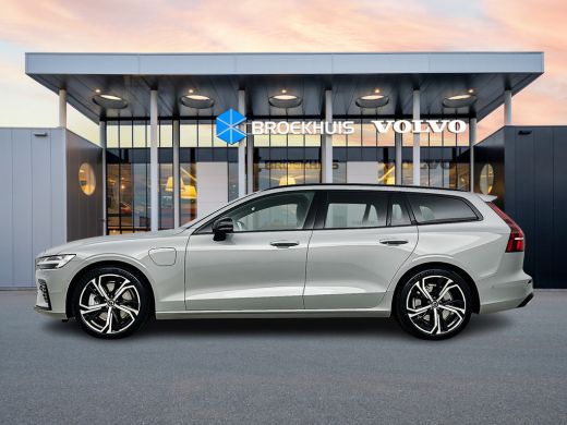 Volvo  V60 T6 Recharge AWD Ultra Dark | 19" | Bowers & Wilkins | Nappa leder | Massage stoelen | 360 Camera ... ActivLease financial lease