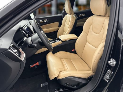 Volvo  V60 T8 Recharge AWD Ultra Dark | 19" | Nappa leder | Massagestoelen | Bowers & Wilkins | 360 Camera |... ActivLease financial lease