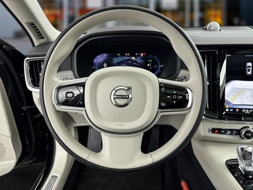 Volvo  V90 T6 Recharge AWD Ultra Dark | 20" | Luchtvering | Bowers & Wilkins | Trekhaak | 360 Camera | Getin... ActivLease financial lease