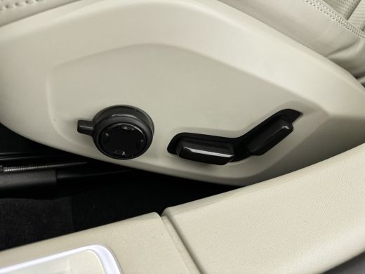 Volvo  V90 T6 Recharge AWD Ultra Dark | 20" | Luchtvering | Bowers & Wilkins | Trekhaak | 360 Camera | Getin... ActivLease financial lease
