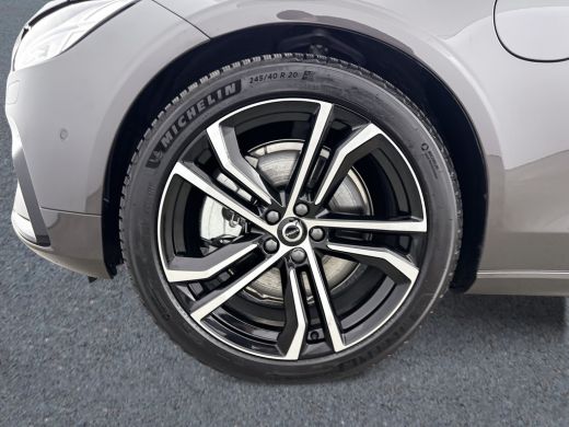 Volvo  V90 T6 Recharge AWD Ultra Dark | 20" | Luchtvering | Nappa leder | Massage stoelen | 360 Camera | Tre... ActivLease financial lease