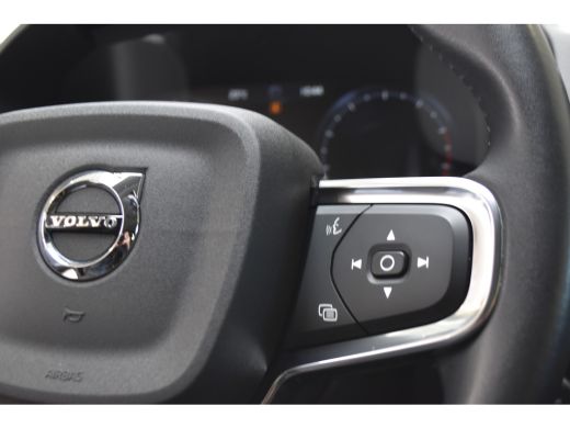 Volvo  XC40 Volvo T3 Business Pro | 360Cam | VolvoSelekt! | Intellisafe | Trekhaak ActivLease financial lease