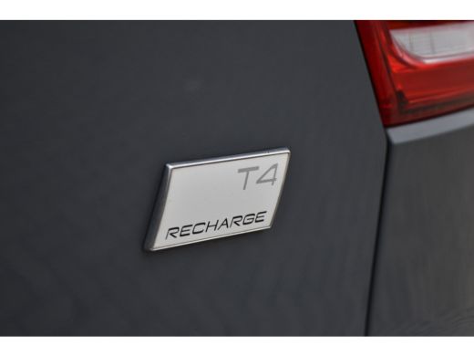 Volvo  XC40 Volvo T4 Recharge R-Design | Intellisafe | LageKM! | ThunderGrey | VolvoSelekt! ActivLease financial lease