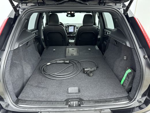 Volvo  XC40 Recharge P8 78KWh AWD R-Design | 20" | Panoramadak | Elektrisch verst. stoelen | 360 Camera | Har... ActivLease financial lease