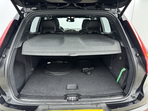 Volvo  XC40 Recharge P8 78KWh AWD R-Design | 20" | Panoramadak | Elektrisch verst. stoelen | 360 Camera | Har... ActivLease financial lease