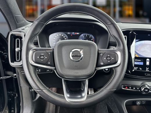 Volvo  XC40 T2 A/T R-Design | 19" | Adaptieve cruise | BLIS | Stoel/stuurverwarming | Parkeercamera | Leder/N... ActivLease financial lease