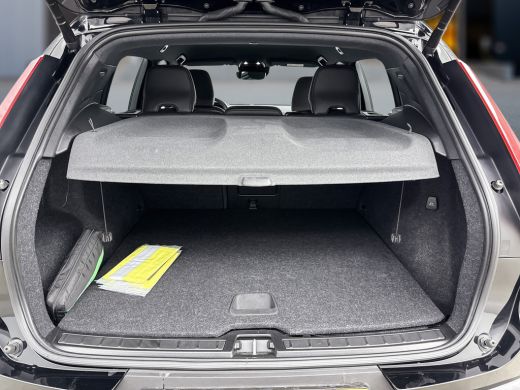 Volvo  XC40 T2 A/T R-Design | 19" | Adaptieve cruise | BLIS | Stoel/stuurverwarming | Parkeercamera | Leder/N... ActivLease financial lease