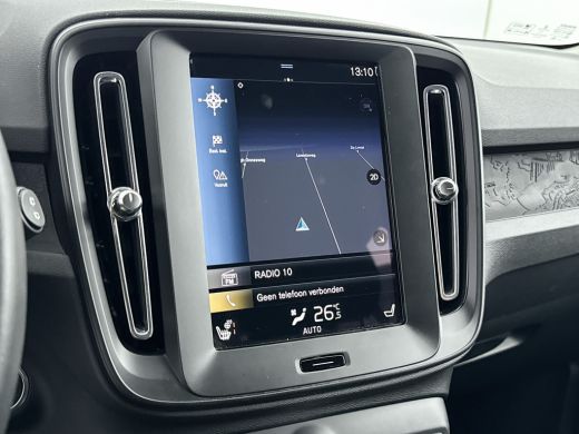 Volvo  XC40 T2 Momentum Core | Navigatie | Stoel/stuur/achterbankverwarming | Standkachel | Apple Carplay | P... ActivLease financial lease
