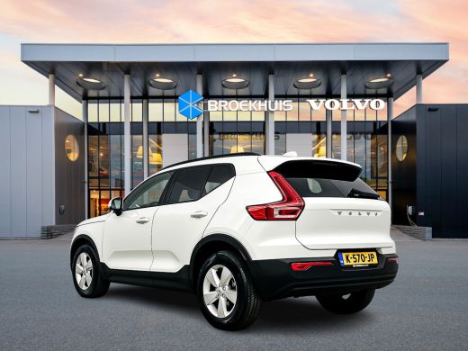 Volvo  XC40 T2 Momentum Core | Navigatie | Stoel/stuur/achterbankverwarming | Standkachel | Apple Carplay | P... ActivLease financial lease