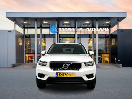 Volvo  XC40 T2 Momentum Core | Navigatie | Stoel/stuur/achterbankverwarming | Standkachel | Apple Carplay | P... ActivLease financial lease