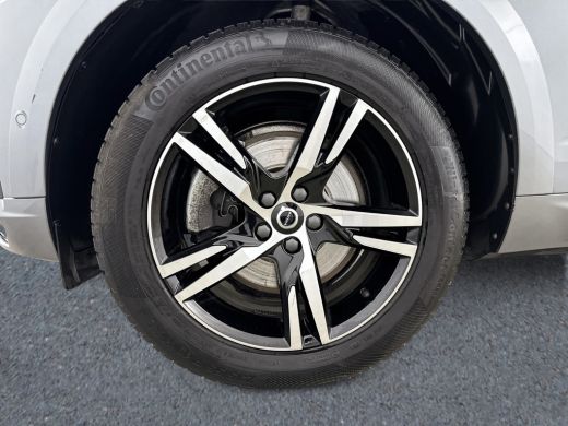 Volvo  XC60 B4 R-Design | 19" | Adaptieve cruise | BLIS | Parkeercamera | sStoel/stuurverwarming | Elektr. ve... ActivLease financial lease
