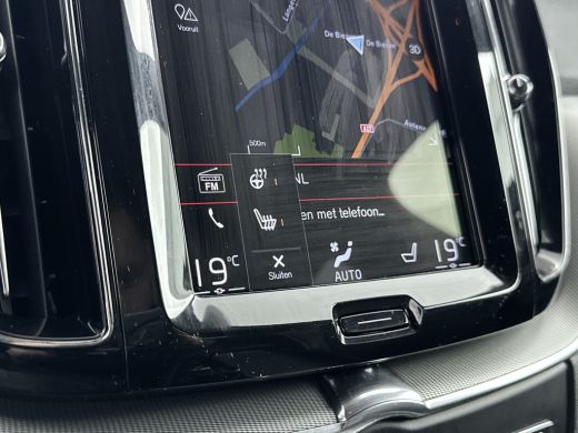 Volvo  XC60 B4 R-Design | 19" | Adaptieve cruise | BLIS | Parkeercamera | sStoel/stuurverwarming | Elektr. ve... ActivLease financial lease