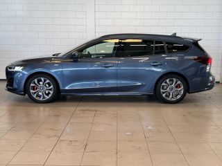Ford FOCUS Wagon Ford 1.0 EcoBoost Hybrid ST Line Style | Full-LED koplampen | Lichtmetalen velgen 17" | Navigatie...