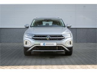 Volkswagen T-Roc 1.5 TSI 150 pk DSG Style | Trekhaak | Assistentiepakket | 17 inch|
