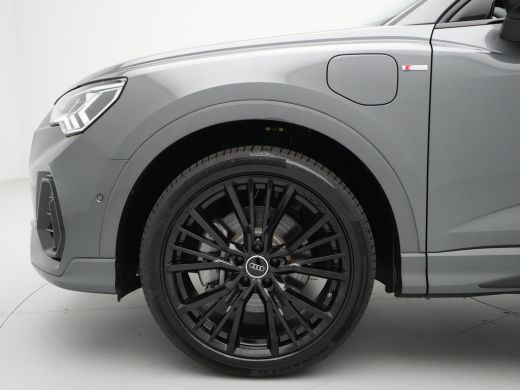 Audi Q3 Sportback 45 TFSI e S Edition 20" lichtmetaal Navi+ Smartphone interface Verw. voorstoelen ActivLease financial lease