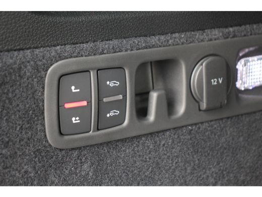 Audi Q7 60 TFSI E QUATTRO S-LINE | EL. TREKHAAK | LUCHTVERING | ADAPTIVE CRUISE | STOEL & STUURVERWARMING... ActivLease financial lease
