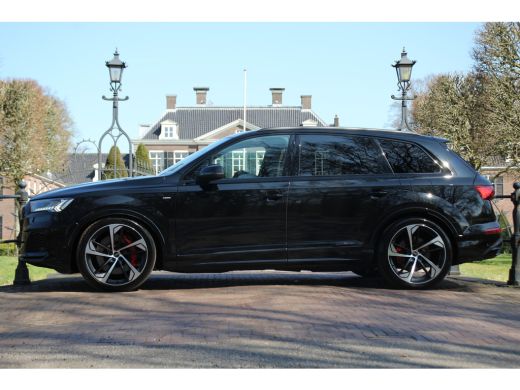 Audi Q7 60 TFSI E QUATTRO S-LINE | EL. TREKHAAK | LUCHTVERING | ADAPTIVE CRUISE | STOEL & STUURVERWARMING... ActivLease financial lease