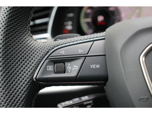 Audi Q7 60 TFSI E QUATTRO S-LINE | EL. TREKHAAK | LUCHTVERING | ADAPTIVE CRUISE | STOEL & STUURVERWARMING... ActivLease financial lease