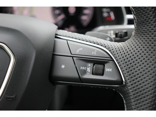Audi Q7 60 TFSI E QUATTRO S-LINE | EL. TREKHAAK | LUCHTVERING | ADAPTIVE CRUISE | STOEL & STUURVERWARMING... ActivLease financial lease
