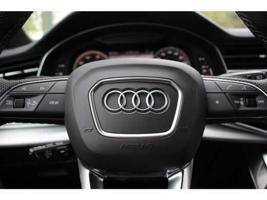 Audi Q7 60 TFSI E QUATTRO S-LINE | EL. TREKHAAK | LUCHTVERING | ADAPTIVE CRUISE | STOEL & STUURVERWARMING... ActivLease financial lease