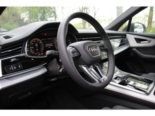 Audi Q7 60 TFSI E QUATTRO S-LINE | EL. TREKHAAK | LUCHTVERING | ADAPTIVE CRUISE | STOEL & STUURVERWARMING... ActivLease financial lease