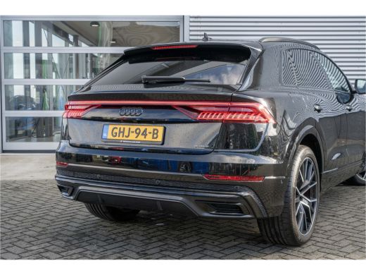 Audi Q8 Audi 60 TFSI e quattro Pro Line S Competition 22 inch velgen/Adaptieve cruise control/Optiekpakke... ActivLease financial lease