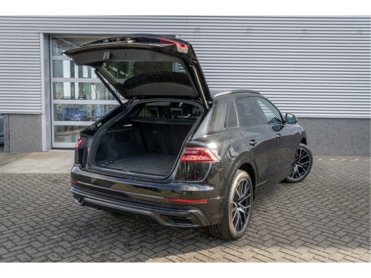 Audi Q8 Audi 60 TFSI e quattro Pro Line S Competition 22 inch velgen/Adaptieve cruise control/Optiekpakke... ActivLease financial lease