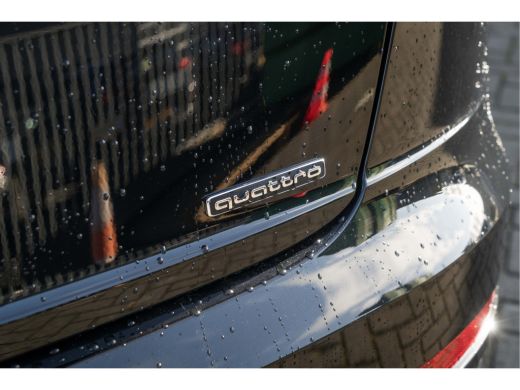 Audi Q8 Audi 60 TFSI e quattro Pro Line S Competition 22 inch velgen/Adaptieve cruise control/Optiekpakke... ActivLease financial lease