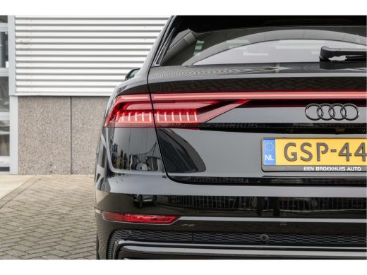 Audi Q8 Audi 60 TFSI e quattro Pro Line S Competition | Valcona| Panodak| Head up| 23 inch| Trekhaak| ActivLease financial lease