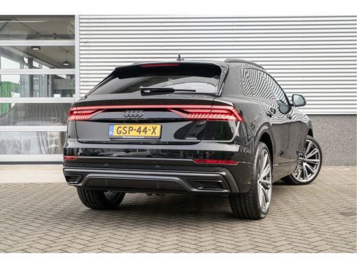 Audi Q8 Audi 60 TFSI e quattro Pro Line S Competition | Valcona| Panodak| Head up| 23 inch| Trekhaak| ActivLease financial lease